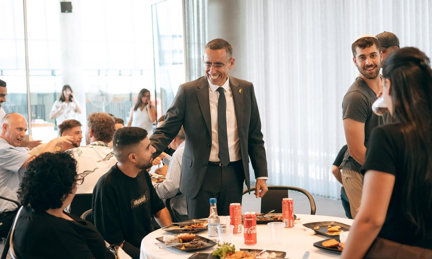 נותנים-תקווה-דיסקונט-2