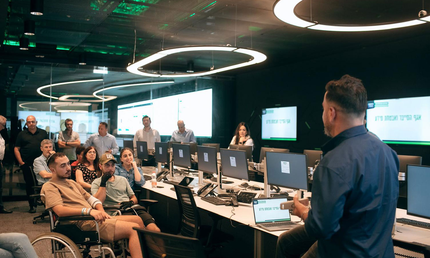 נותנים-תקווה-דיסקונט-5